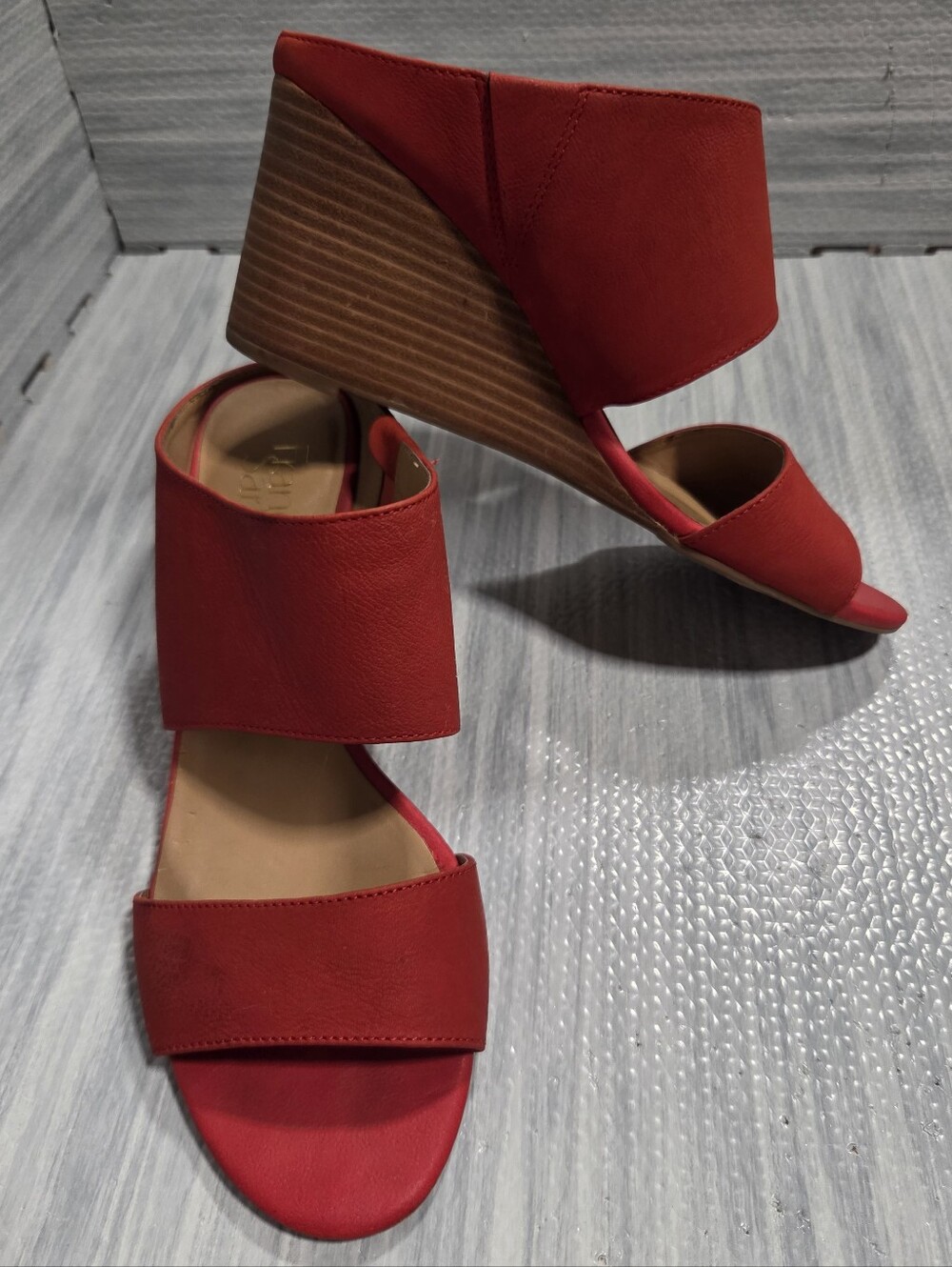 Franco Sarto Mingle Stacked Wedge Leather Heels | Red Size 9.5